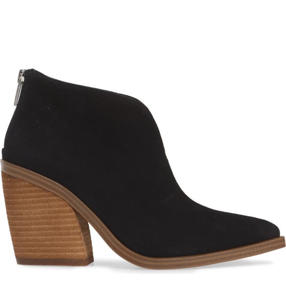 Vince Camuto Ginsel Bootie Black Suede 